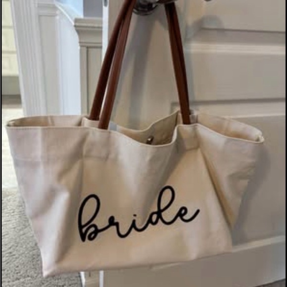 Bride Robe, Tote & Coin Purse - Picture 9 of 10